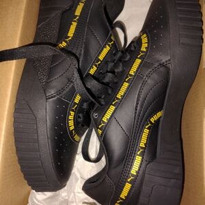 Puma Men's Black Sneakers